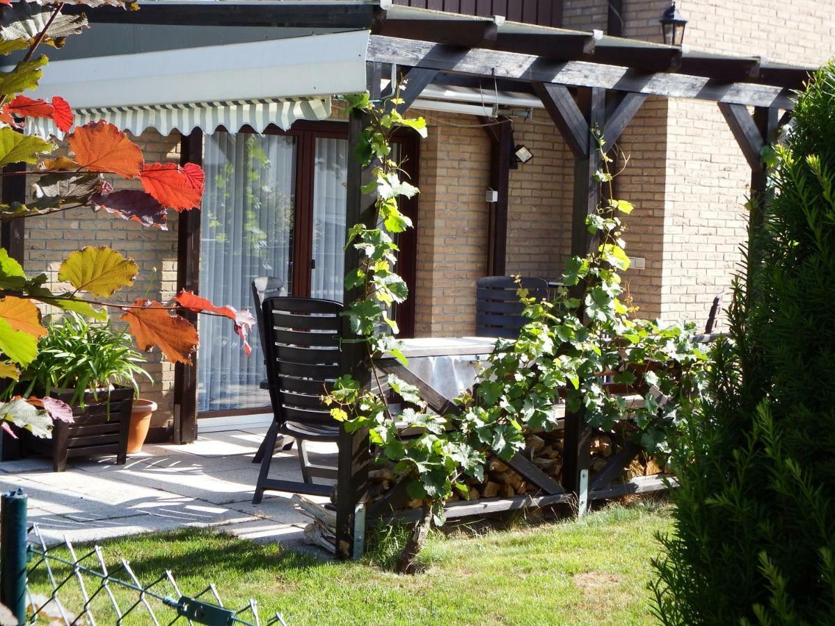 Nette Ferienwohnung Mit Eigenem Eingang Und Sonnenterrasse Ідштайн Екстер'єр фото